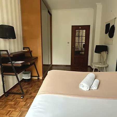 Lisbon Airport Stay 'Ac, Comfort & Convenience * リスボン