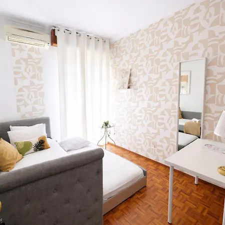 ゲストハウス Lisbon Airport Stay 'Ac, Comfort & Convenience リスボン