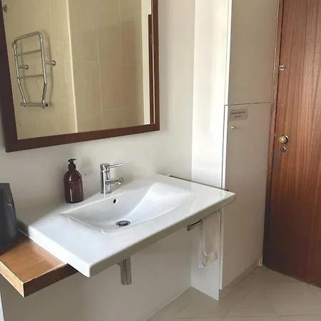 ゲストハウス Lisbon Airport Stay 'Ac, Comfort & Convenience リスボン